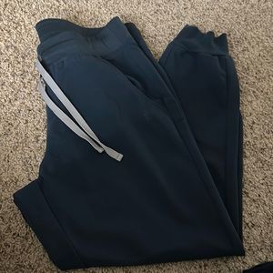 Figs Zamora Jogger scrub pants size petite Medium dark harbor